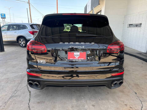 2016 Porsche Cayenne S