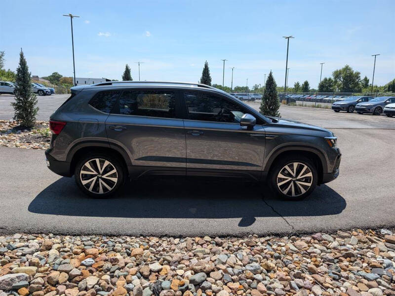 2023 Volkswagen Taos SE