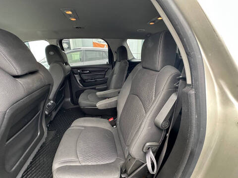 2015 GMC Acadia SLE-2