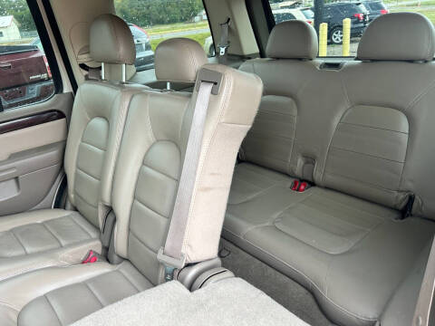 2005 Ford Explorer Limited