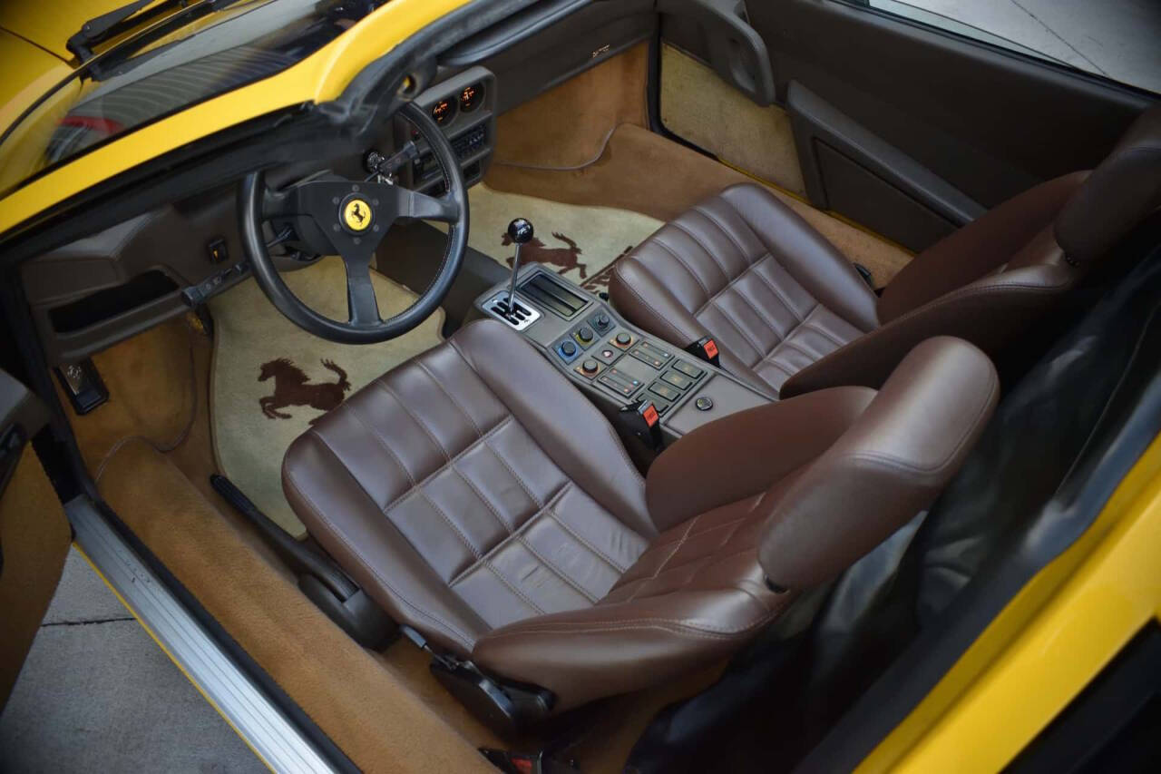1986 Ferrari 328 44