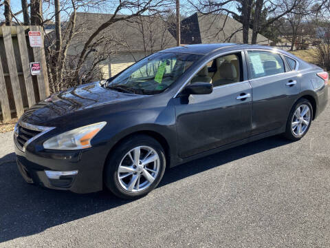2014 Nissan Altima for sale at Augusta Auto Sales in Waynesboro VA
