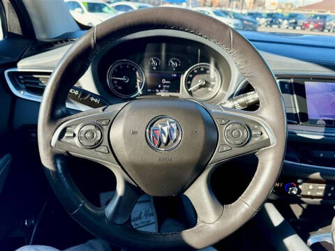 2020 Buick Enclave Essence