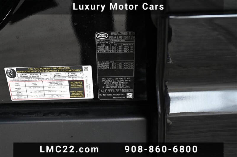 2023 Land Rover Defender 130 X-Dynamic SE