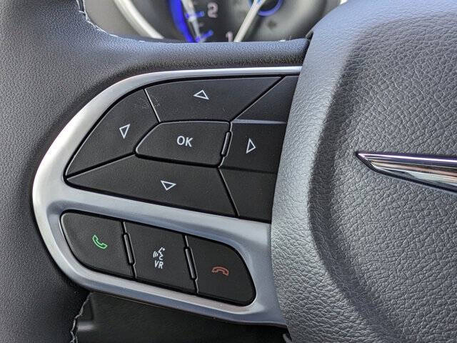 2026 Chrysler Voyager LX