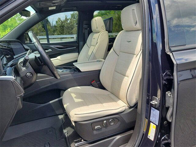 2021 Cadillac Escalade ESV Sport