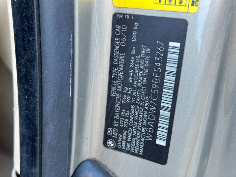 2011 BMW 3 Series 328i