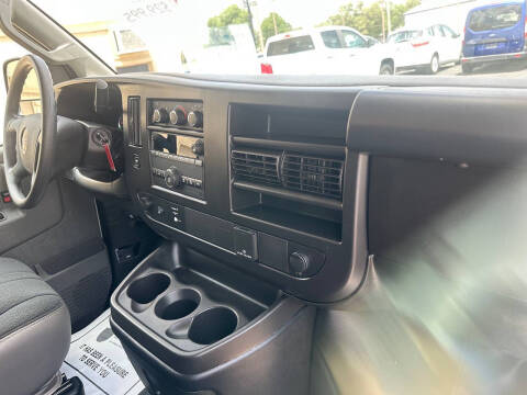 2024 GMC Savana 2500