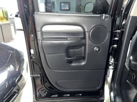 2005 Dodge Ram 1500 SRT-10