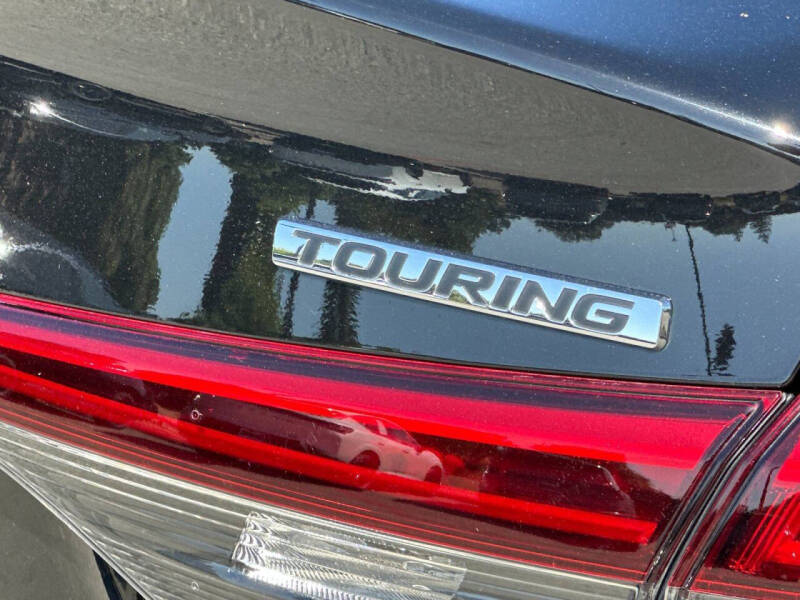 2023 Honda Civic Touring