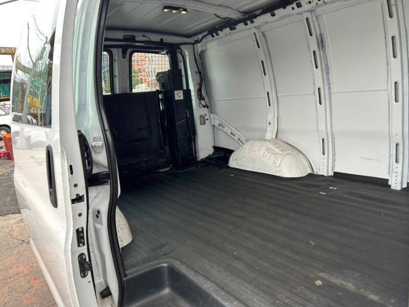 2016 Chevrolet Express 2500