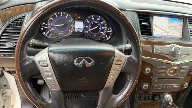 2016 Infiniti QX80