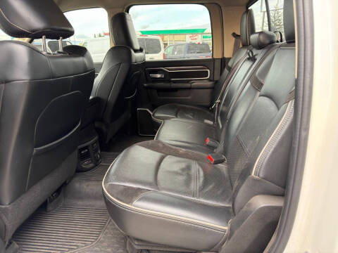 2022 RAM 3500 Laramie