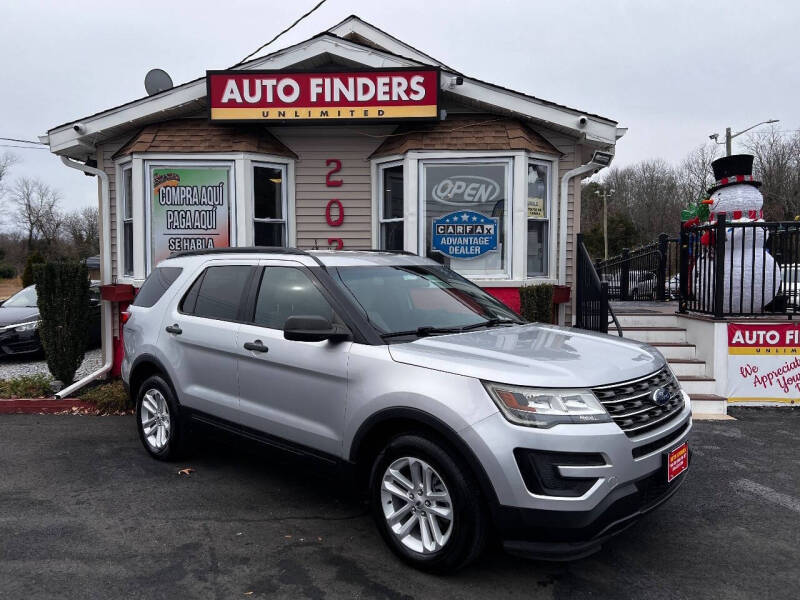 2016 Ford Explorer Base's photo
