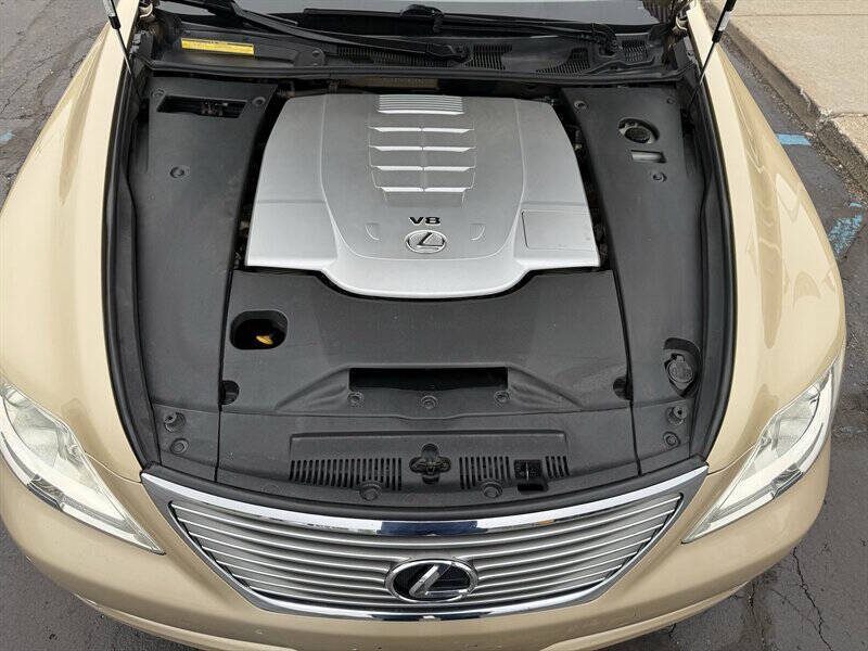 2007 Lexus LS 460