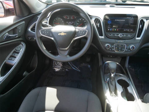 2025 Chevrolet Malibu LT