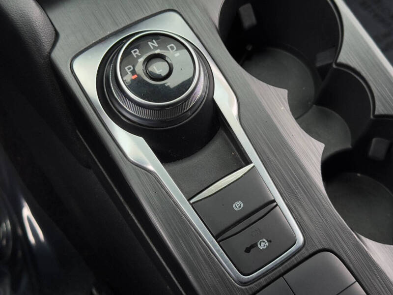 2024 Ford Escape Hybrid ST-Line Select