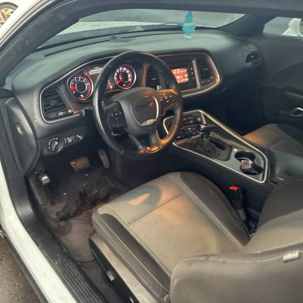 2016 Dodge Challenger SXT