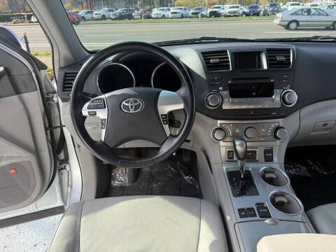 2012 Toyota Highlander Hybrid