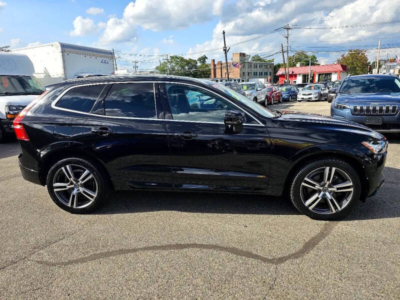 2018 Volvo XC60 T6 Momentum
