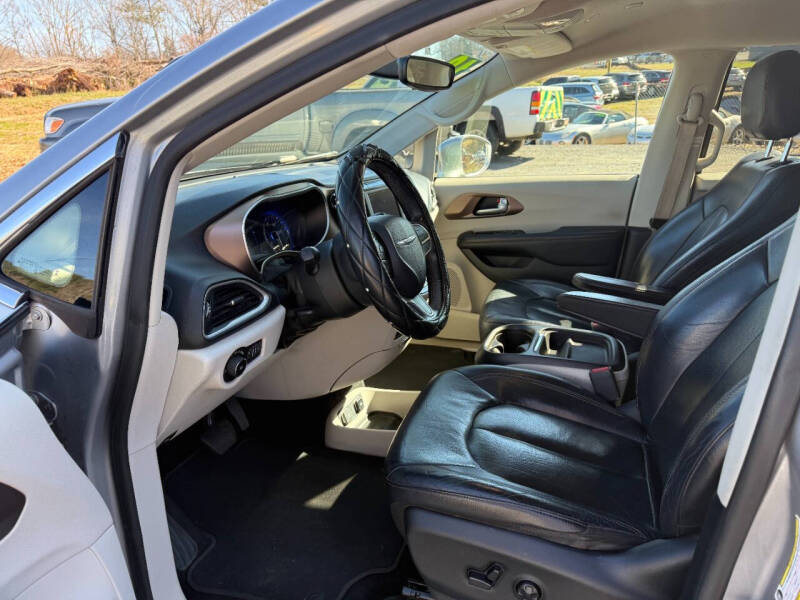 2018 Chrysler Pacifica Touring L