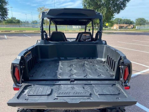 2025 Can-Am Commander Max XT-P 1000R