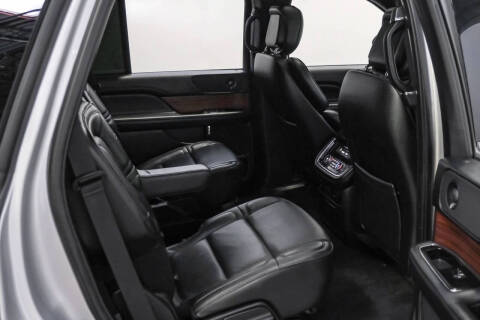 2018 Lincoln Navigator Select