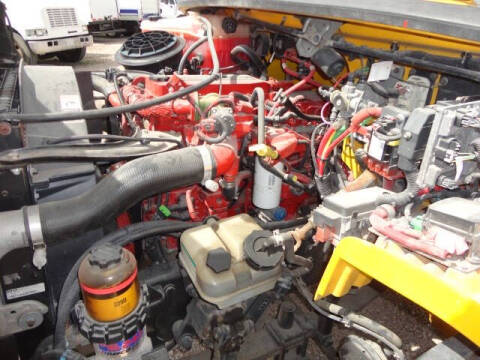 2013 Freightliner M2 106