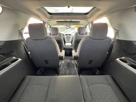 2016 GMC Acadia SLE-2