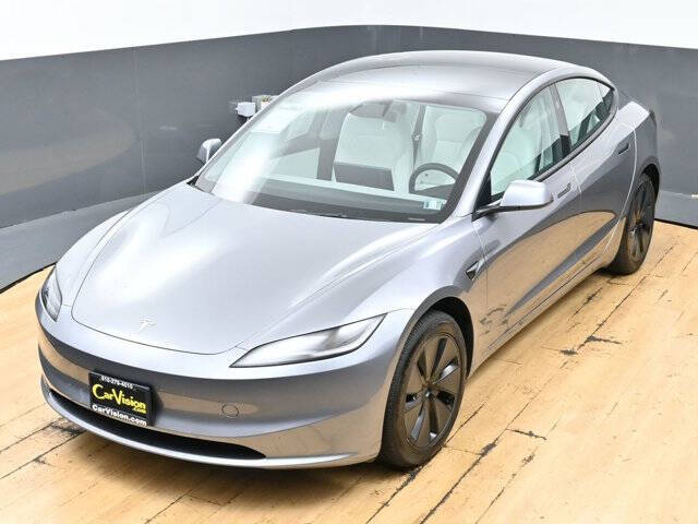 2025 Tesla Model 3 Long Range