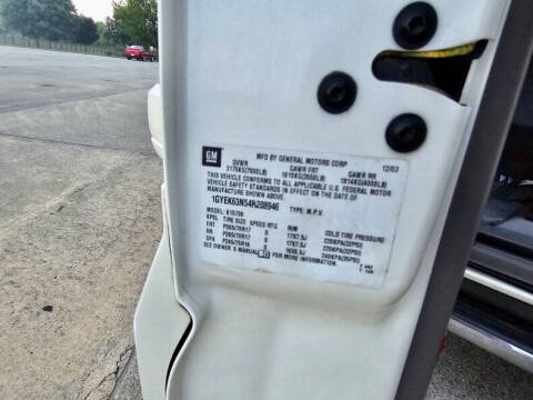 2004 Cadillac Escalade