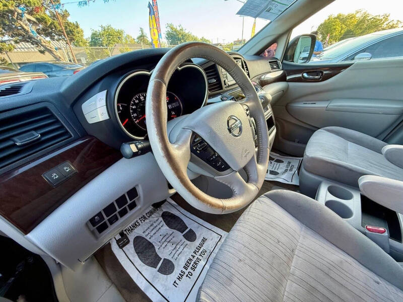 2016 Nissan Quest 3.5 SV