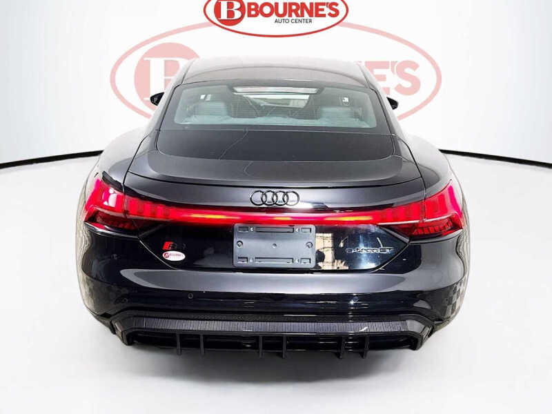 2023 Audi RS e-tron GT quattro