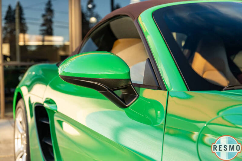 2023 Porsche 718 Boxster S