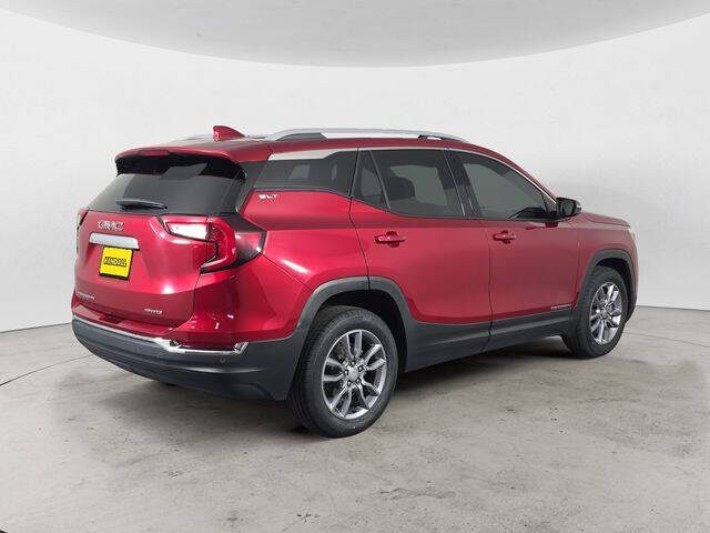 2022 GMC Terrain SLT