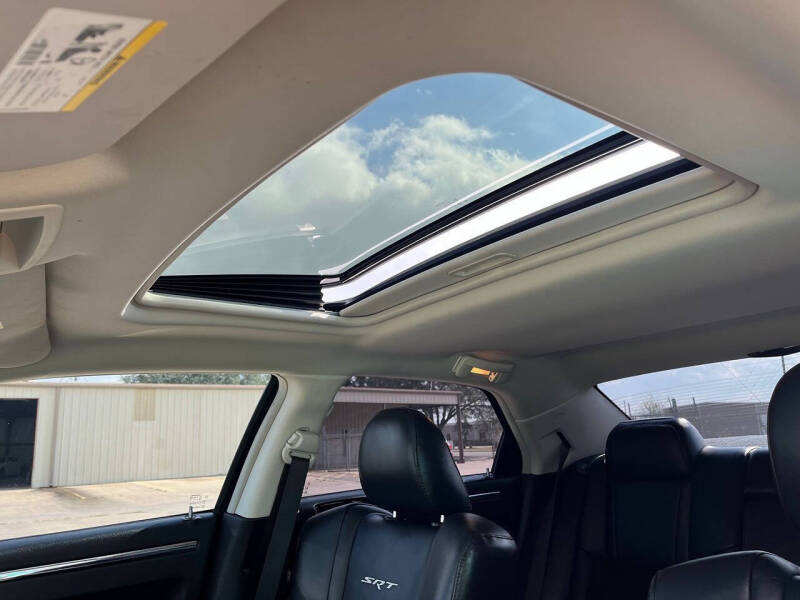 2009 Chrysler 300 SRT-8