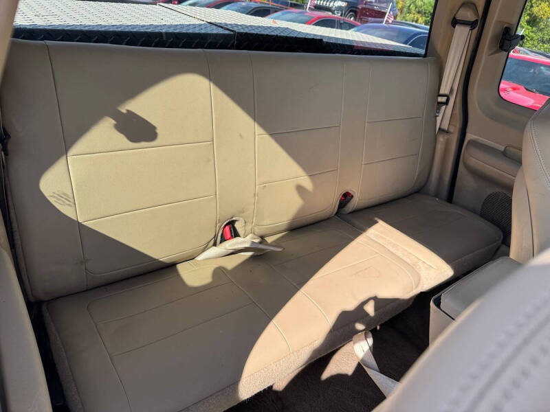 2002 Ford F-150 Lariat