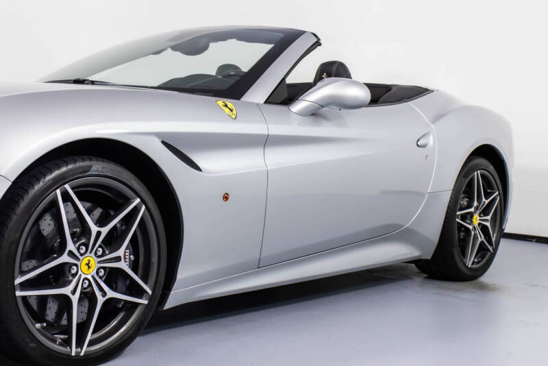 2016 Ferrari California T