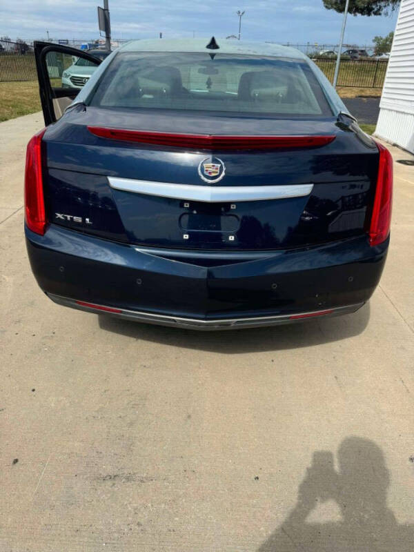 2015 Cadillac XTS Pro Coachbuilder-Limo