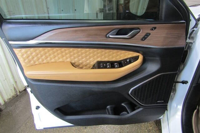 2022 Jeep Grand Cherokee Summit