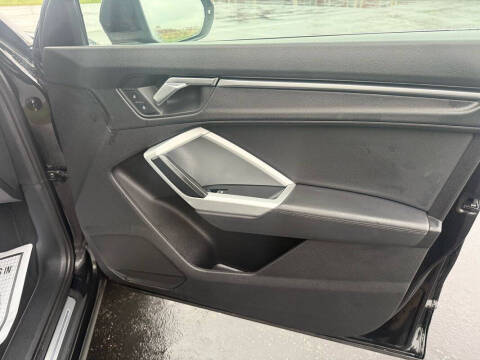 2021 Audi Q3 quattro S line Premium 45 TFSI