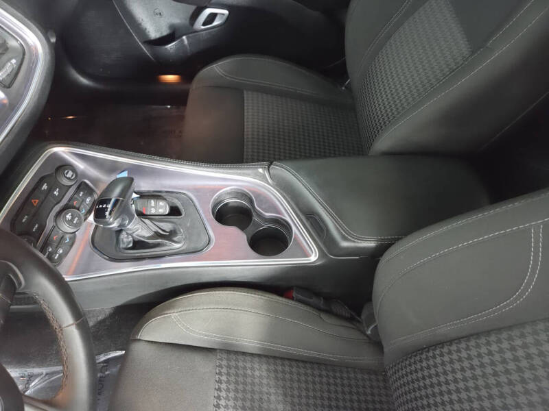 2018 Dodge Challenger SXT