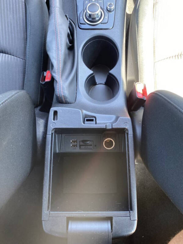 2015 Mazda MAZDA3 i Touring