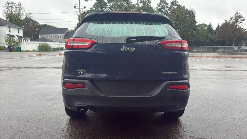 2014 Jeep Cherokee Sport