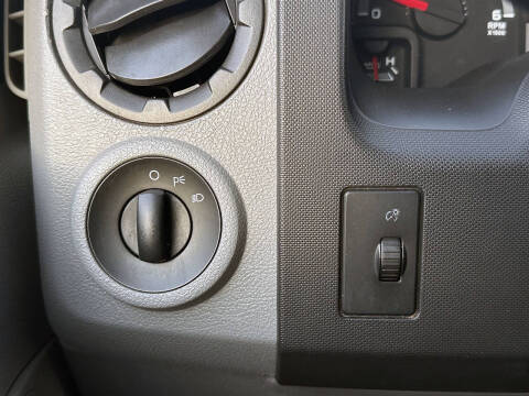 2014 Ford E-Series E-350 SD XL