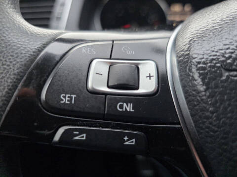 2016 Volkswagen Passat 1.8T S