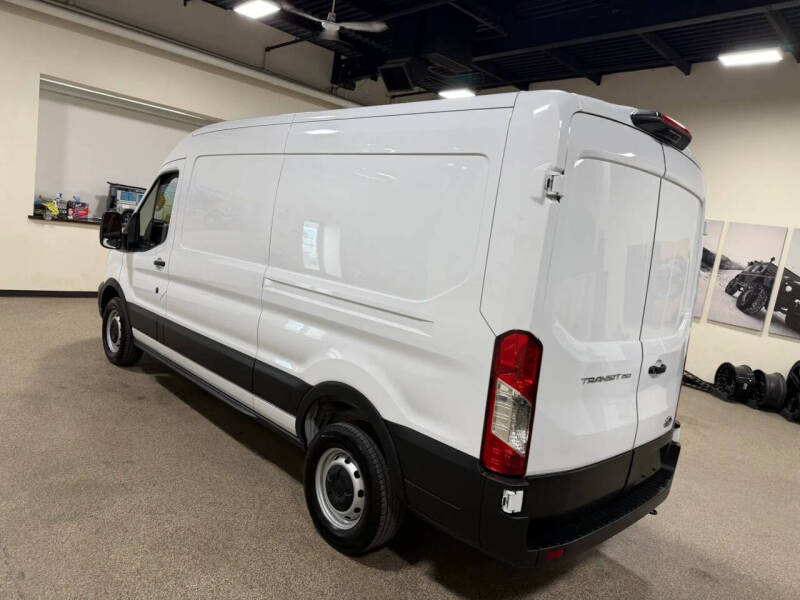 2025 Ford Transit 250