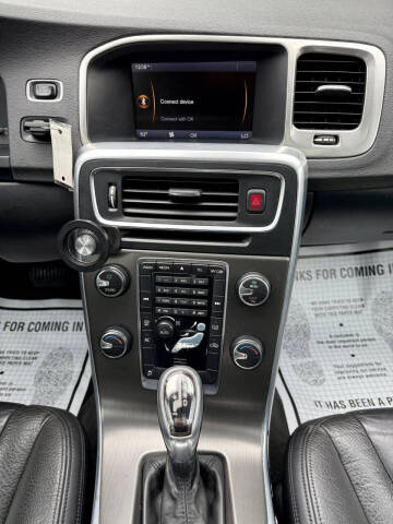 2013 Volvo S60 T5 Premier