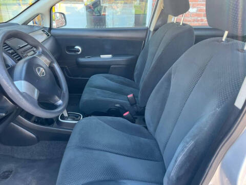 2012 Nissan Versa 1.8 S