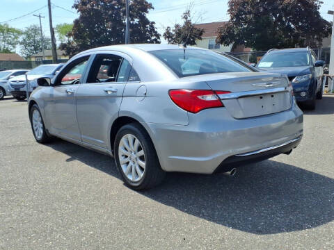 2013 Chrysler 200 Limited
